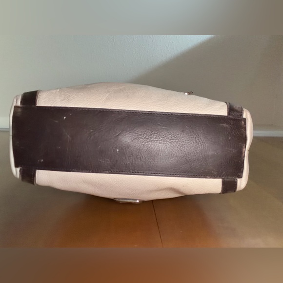 Valentina Genuine Leather Shoulder Bag Cream Brown Made in Italy - Picture 6 of 16